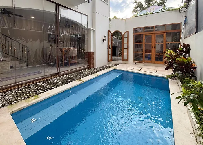 The Lavana Bungas Near Nusa Dua 4*